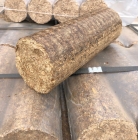 Dřevěné válcové brikety HARD balení 10 kg